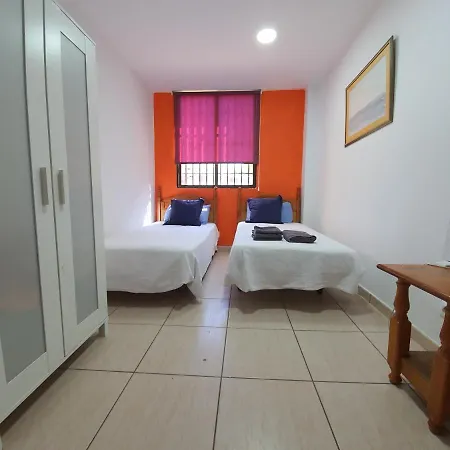 Guest house Doramas Private Shared Toilet Playa del Ingles (Gran Canaria)