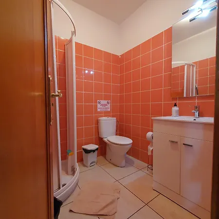 Doramas Private Shared Toilet Playa del Ingles (Gran Canaria)